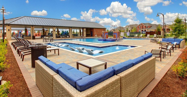 Gateway_Parks_Amenity_Center-750